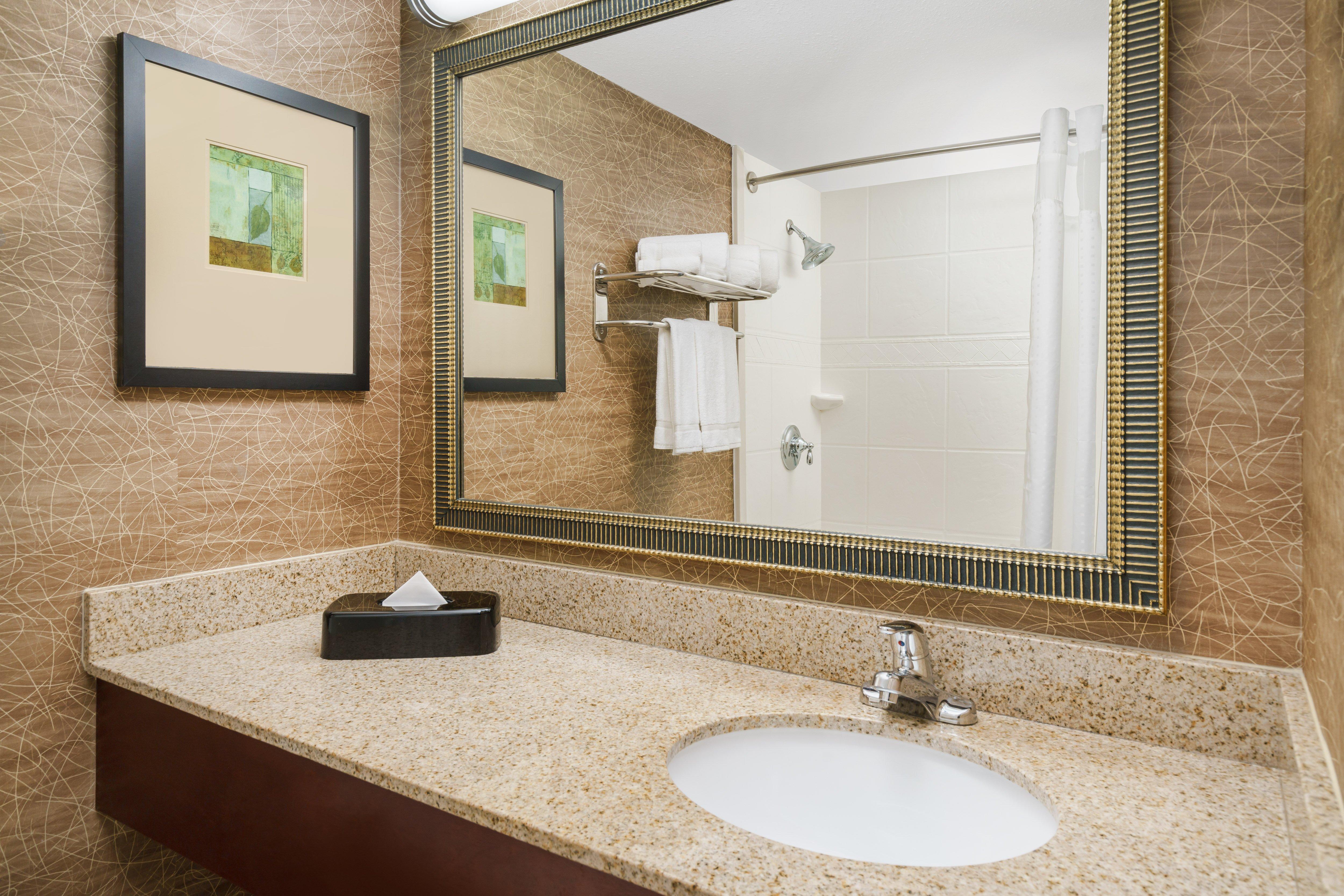 Holiday Inn Express Boston Brockton By Ihg Exteriör bild